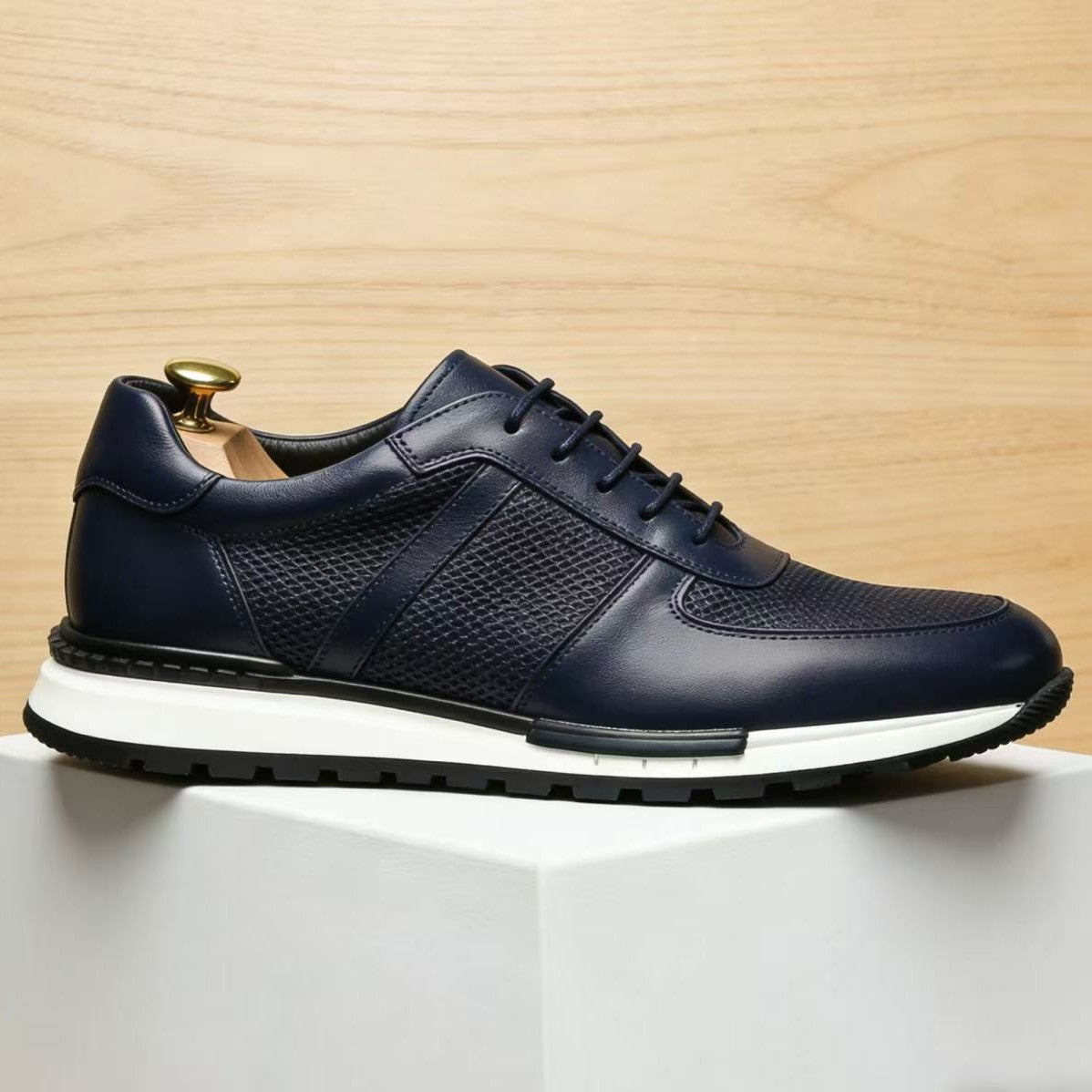Men's genuine leather breathable, lightweight, slip-resistant business casual shoes