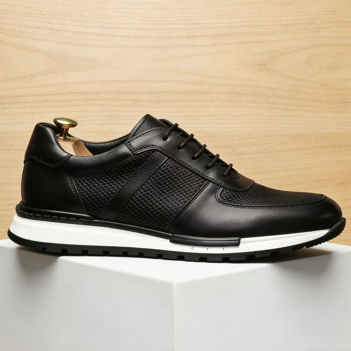 Men's genuine leather breathable, lightweight, slip-resistant business casual shoes