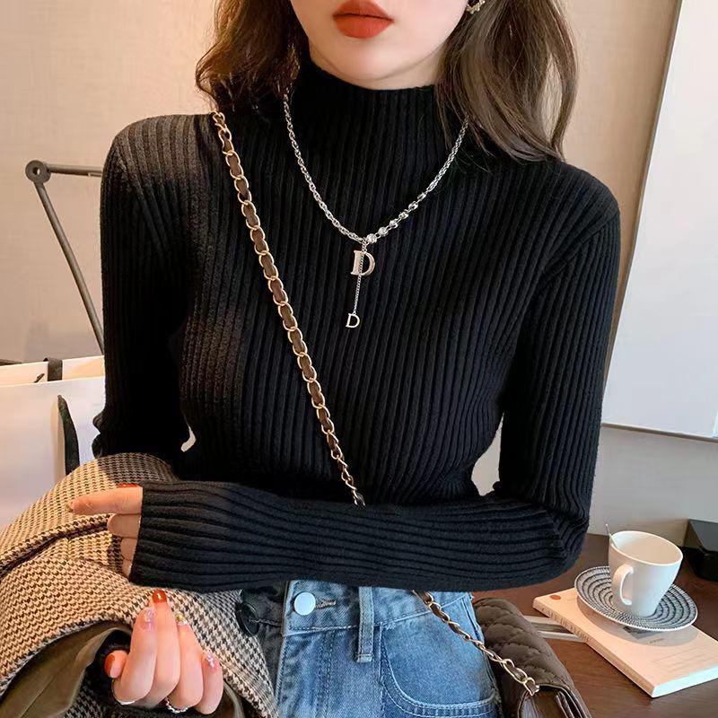 Half-neck sweater for women, slim-fit knitted fabric