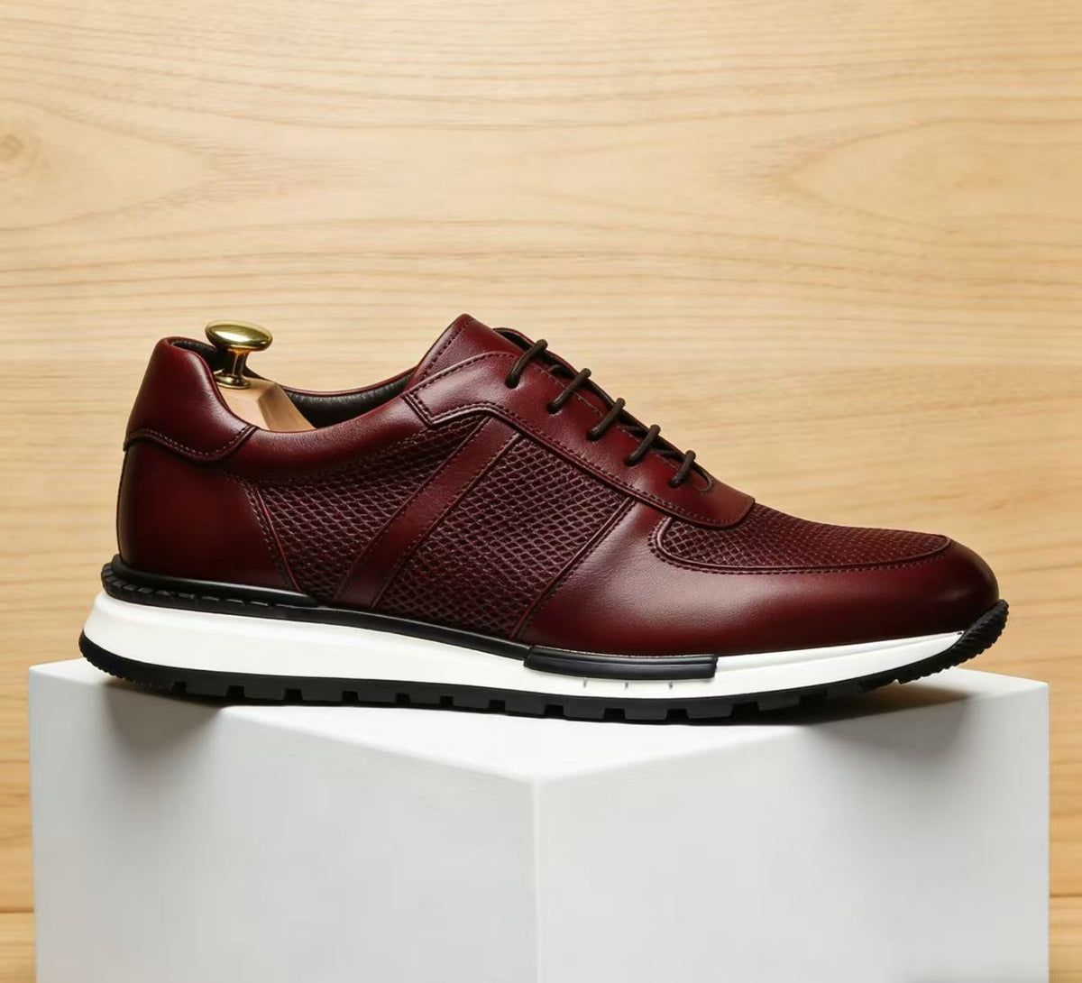 Men's genuine leather breathable, lightweight, slip-resistant business casual shoes